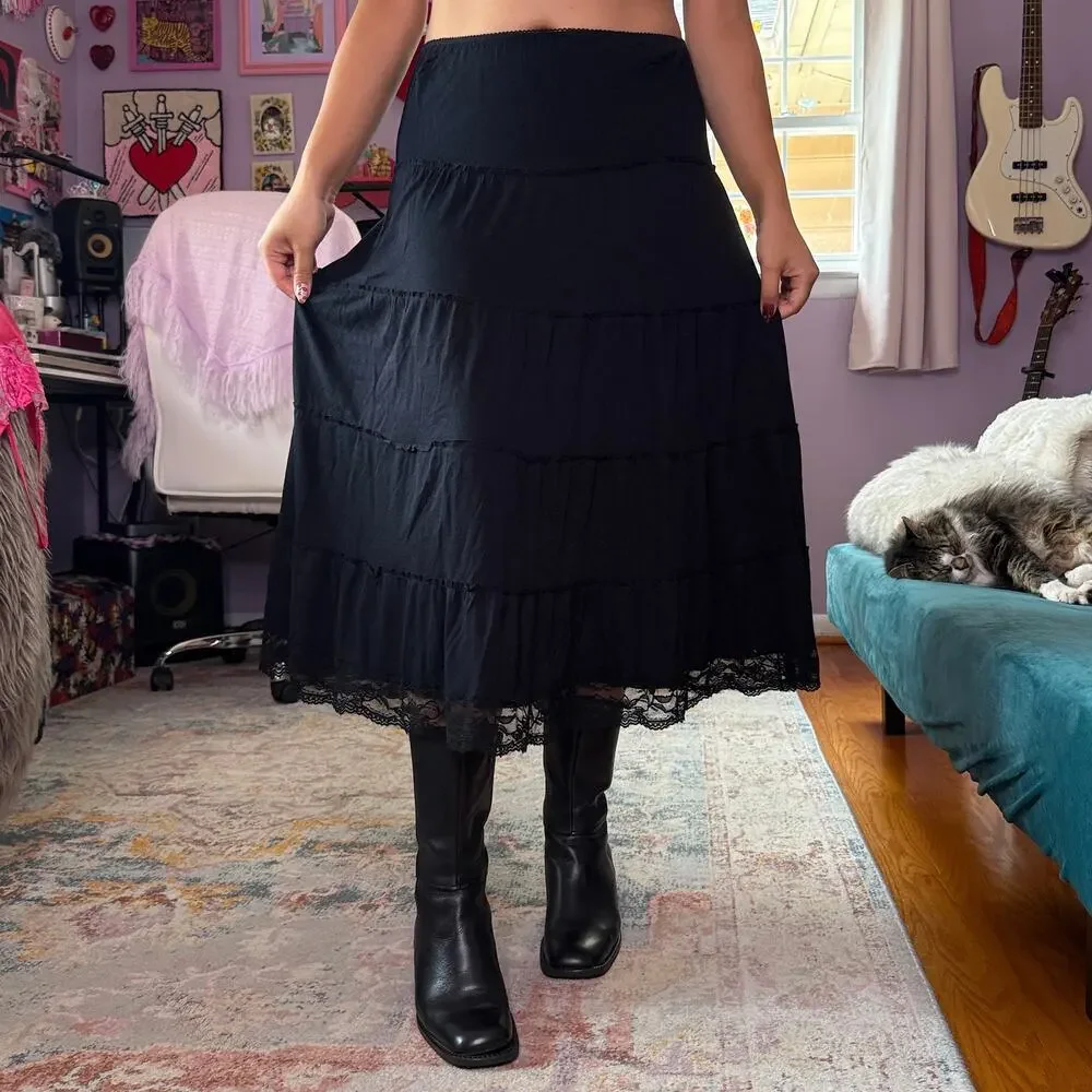 Vintage Y2K whimsigoth black tiered midi skirt